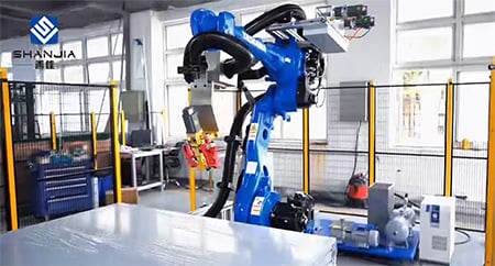 Robot dispensador de adhesivo (6 ejes)